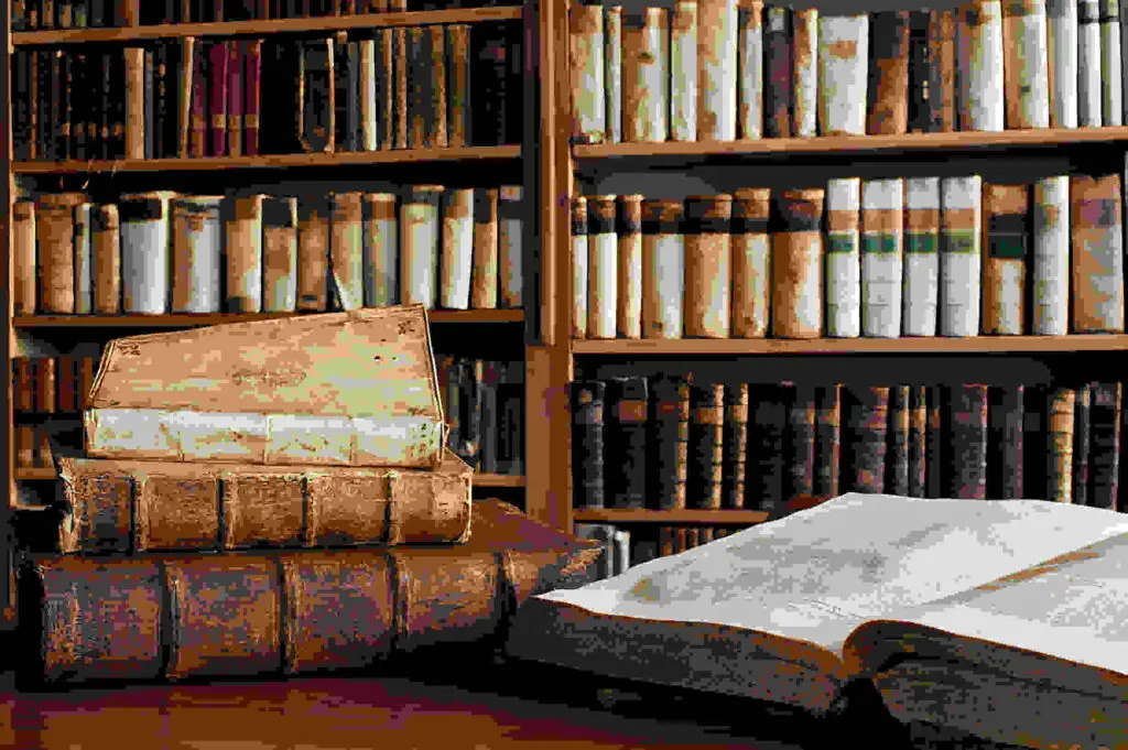 How to Clean and Maintain Antique Books: Preservation Techniques 1 How to Clean and Maintain Antique Books: Preservation Techniques Clean and Maintain Antique Books