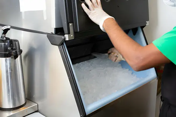 Commercial Ice Machine Cleaning: Ensuring Food Safety and Quality 1 Commercial Ice Machine Cleaning: Ensuring Food Safety and Quality Commercial Ice Machine Cleaning
